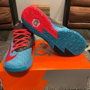 Nike ND 6 N7 /  Brand New / Size 9 / With OG Box